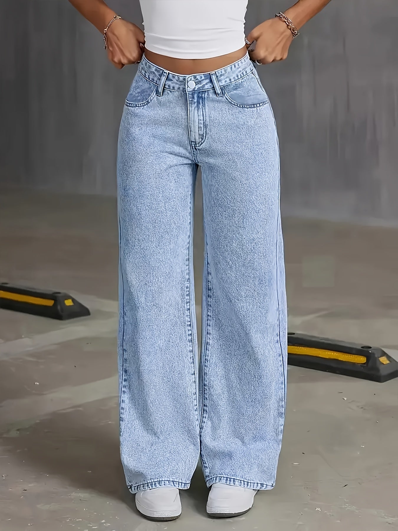 Women’s Black Distressed Wide-Leg Jeans