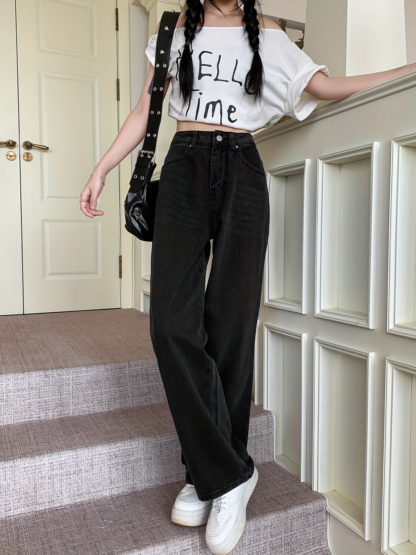 Women’s Vintage High-Waist Jeans