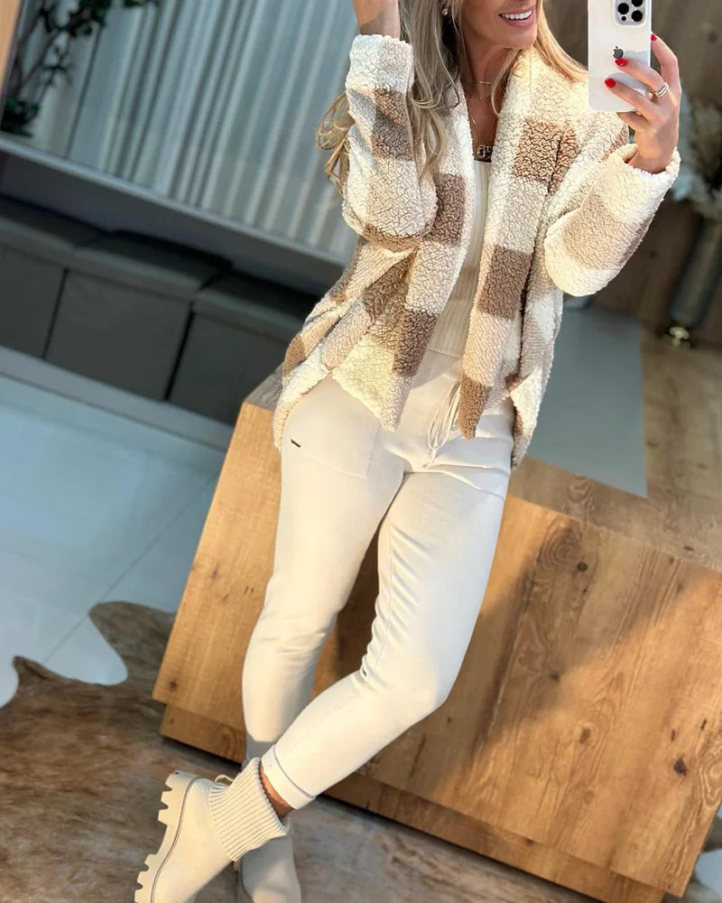 Women’s Plaid Oversized Fleece Jacket