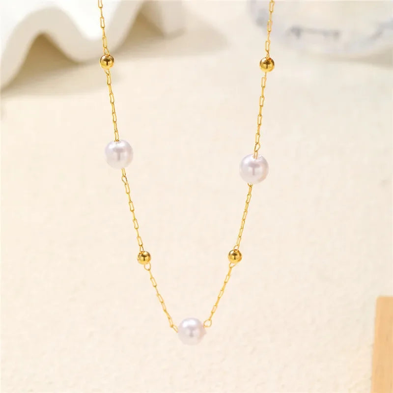 Minimalist Pearl Necklace