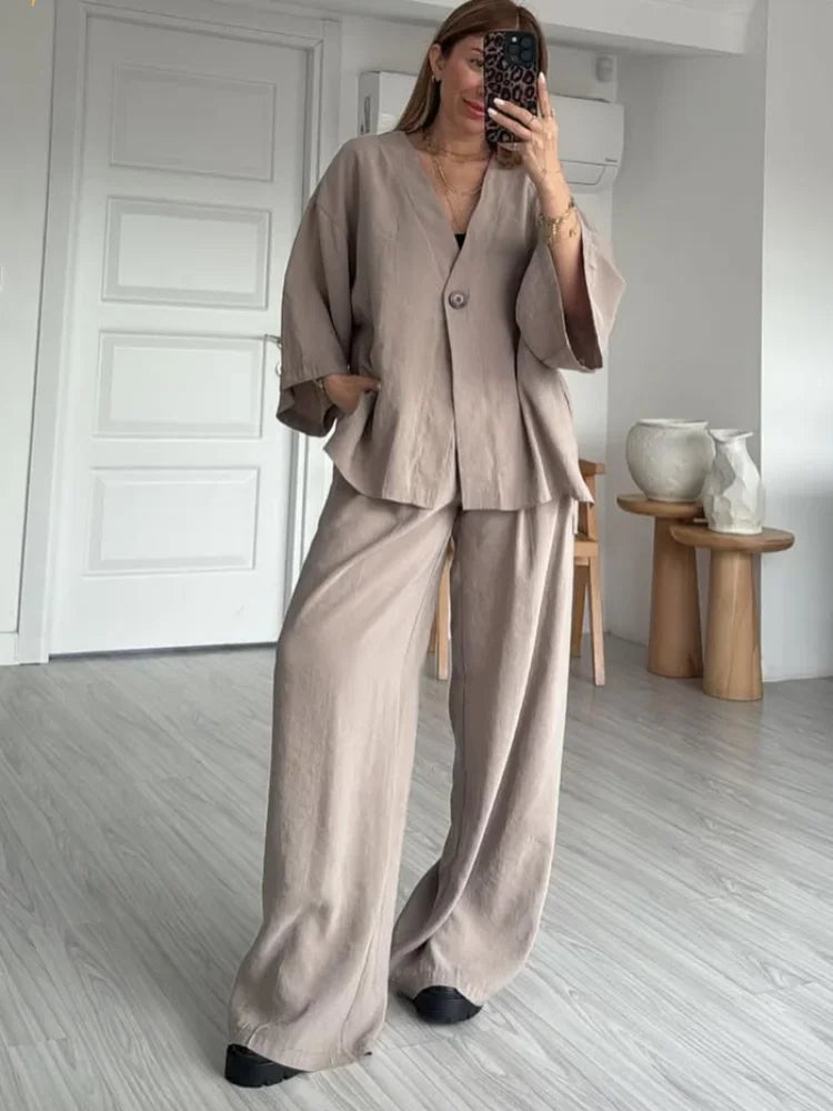 Women’s Linen & Cotton Set – V-Neck Shirt and Loose Trousers