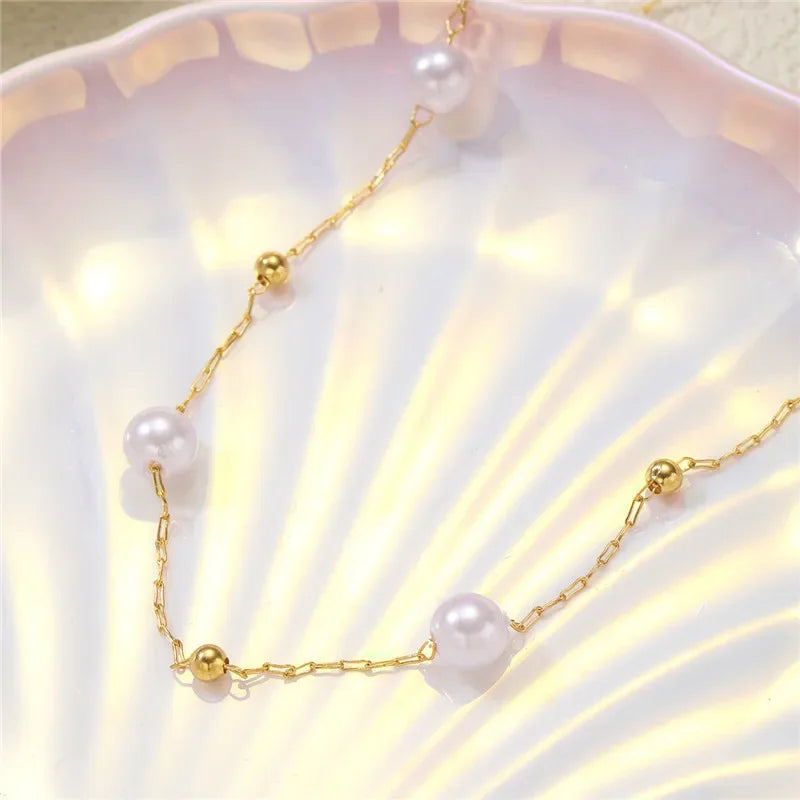 Minimalist Pearl Necklace