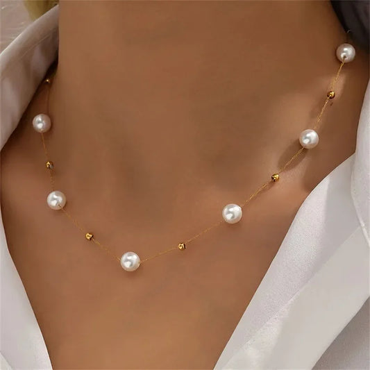 Minimalist Pearl Necklace